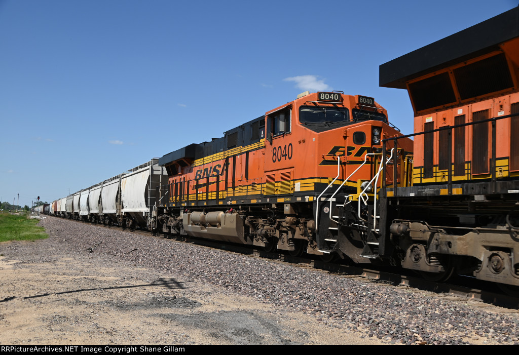 BNSF 8040 Roster shot